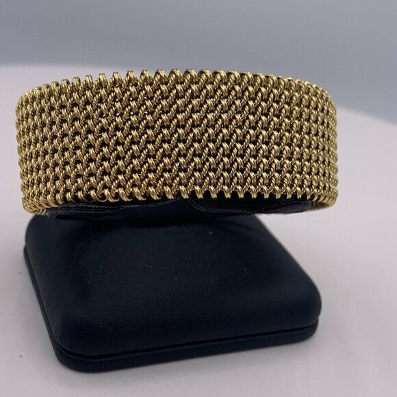 Bracelet/cuff, gold coloured stainless steel, braided mesh, new item, one size - Picture 4 of 16